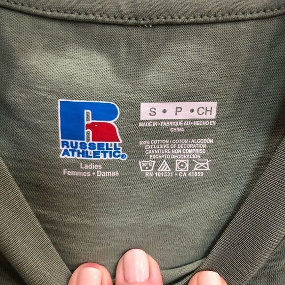 RUSSELL ATHLETIC - NWT-L Sz S Bundle of 4 Women's Short-Sleeve Tees/Muted Colors - Picture 2 of 14